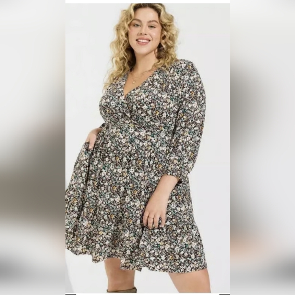 Torrid Black Floral Midi Dress